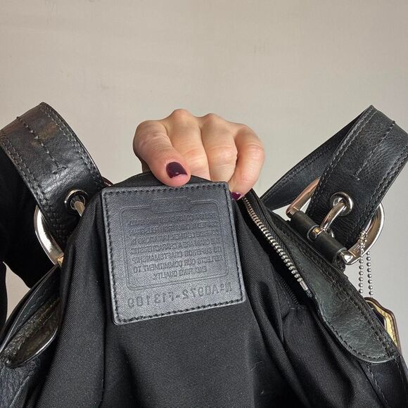 Coach Vintage Y2K Black Leather Soho Tote Shoulder Bag - Picture 7 of 7